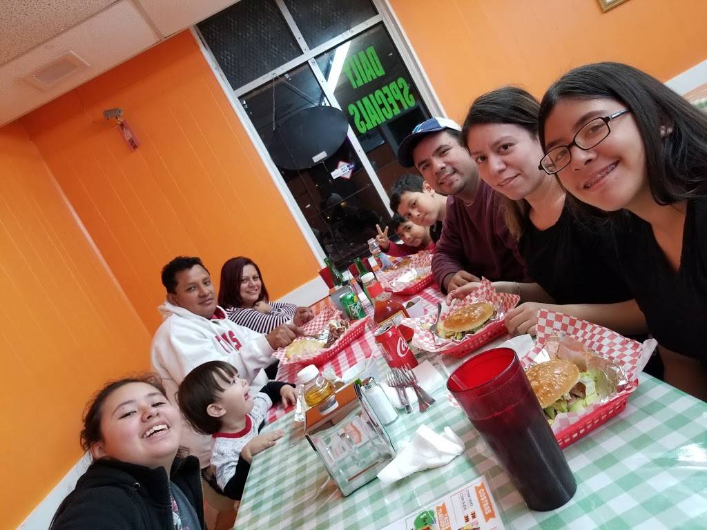 El Tío Taquitos | restaurant | 6053 W Commerce St, San Antonio, TX 78237, USA | 2106004050 OR +1 210-600-4050