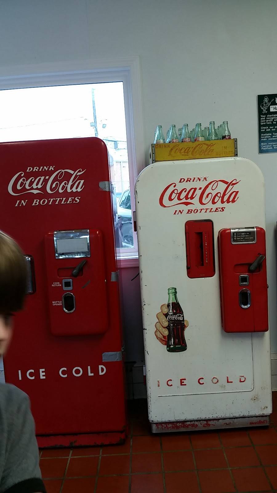 White Fence Farm Carry Out | restaurant | 5005 Fairview Ave, Downers Grove, IL 60515, USA | 6309645505 OR +1 630-964-5505