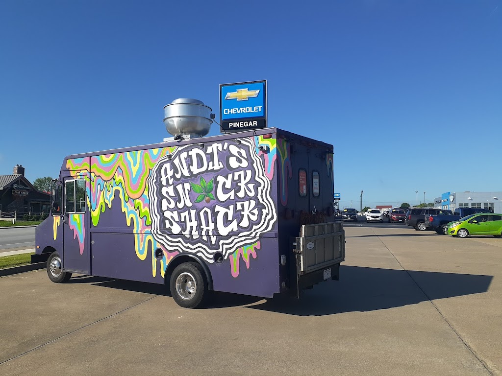 Andis Snack Shack | meal takeaway | 190 Cross Creek Blvd, Branson, MO 65616, USA | 4173191609 OR +1 417-319-1609