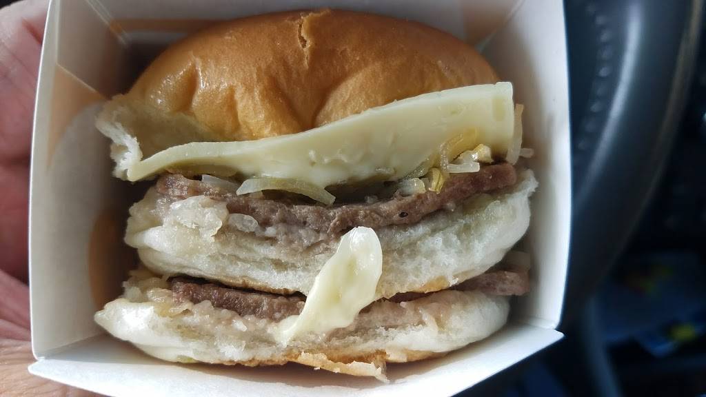 White Castle | restaurant | 27760 23 Mile Rd, New Baltimore, MI 48051, USA | 5869496290 OR +1 586-949-6290