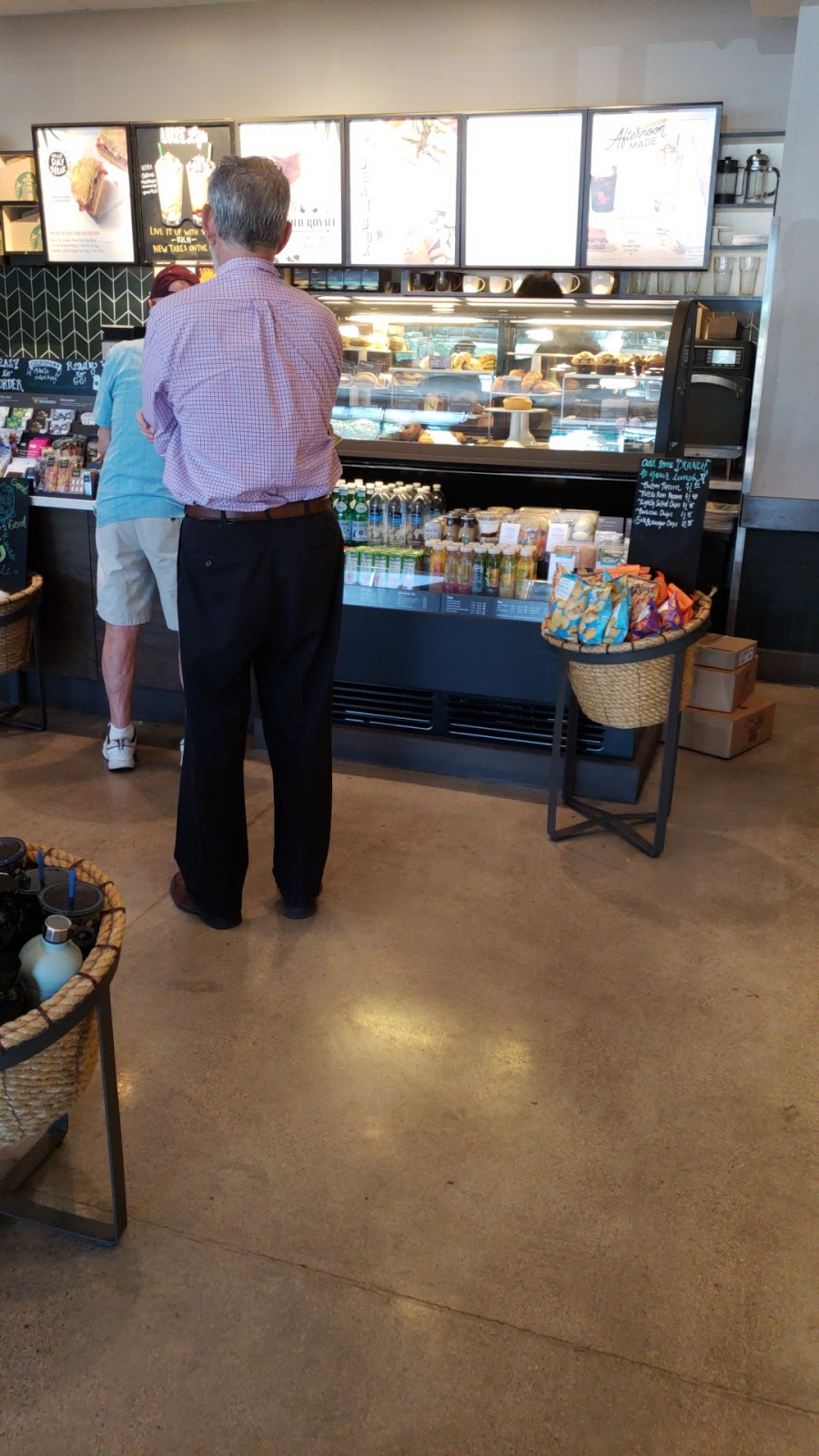 Starbucks | cafe | 830 W Warner Rd, Gilbert, AZ 85233, USA | 4804971504 OR +1 480-497-1504