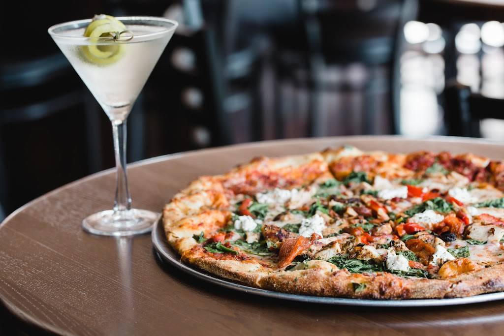 Sixty East Italian Cucina & Martini Bar | restaurant | 2219 60th Ave E, Ellenton, FL 34222, USA | 9417227990 OR +1 941-722-7990