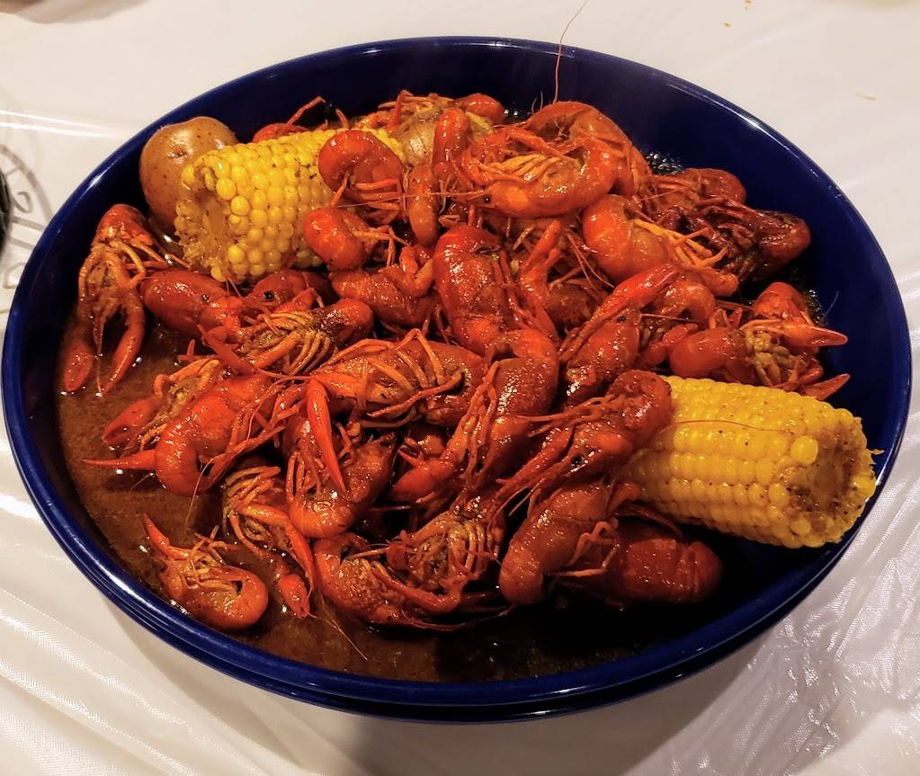 88 Boiling crawfish & Seafood Restaurant | restaurant | 1910 Wilcrest Dr, Houston, TX 77042, USA | 7137898288 OR +1 713-789-8288