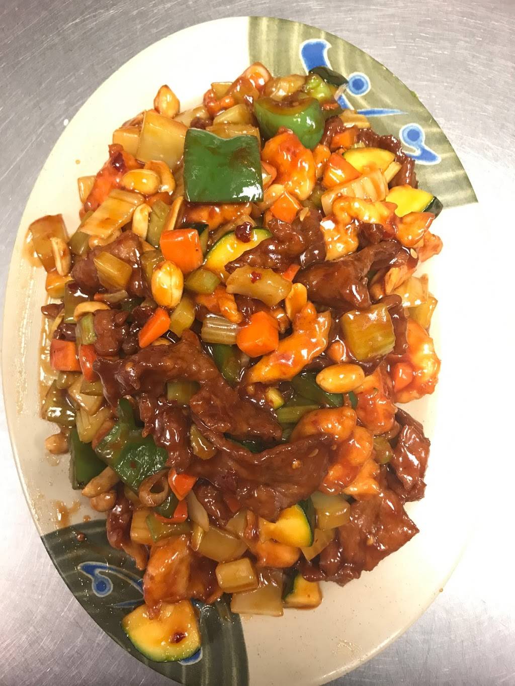 Chopsticks Chinese Cuisine | restaurant | 6891 A St Suite 215, Lincoln, NE 68510, USA | 4024899175 OR +1 402-489-9175