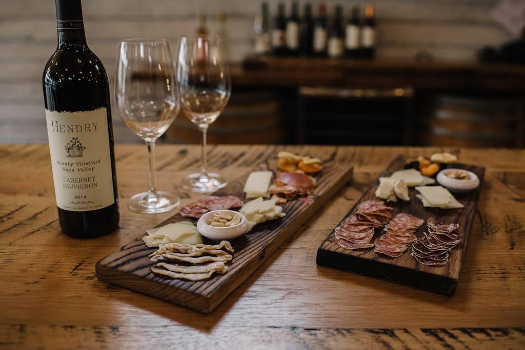 The Valley Cork | restaurant | 55 E Main St, Luray, VA 22835, USA | 5407431207 OR +1 540-743-1207