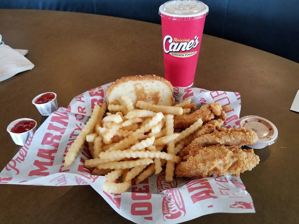 Raising Canes Chicken Fingers | meal takeaway | 6407 Westworth Blvd, Westworth Village, TX 76114, USA | 8177315829 OR +1 817-731-5829