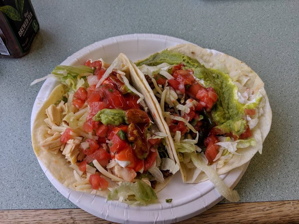 Ponchitos Taqueria | restaurant | 410 W Seneca Turnpike, Syracuse, NY 13207, USA | 3155655314 OR +1 315-565-5314