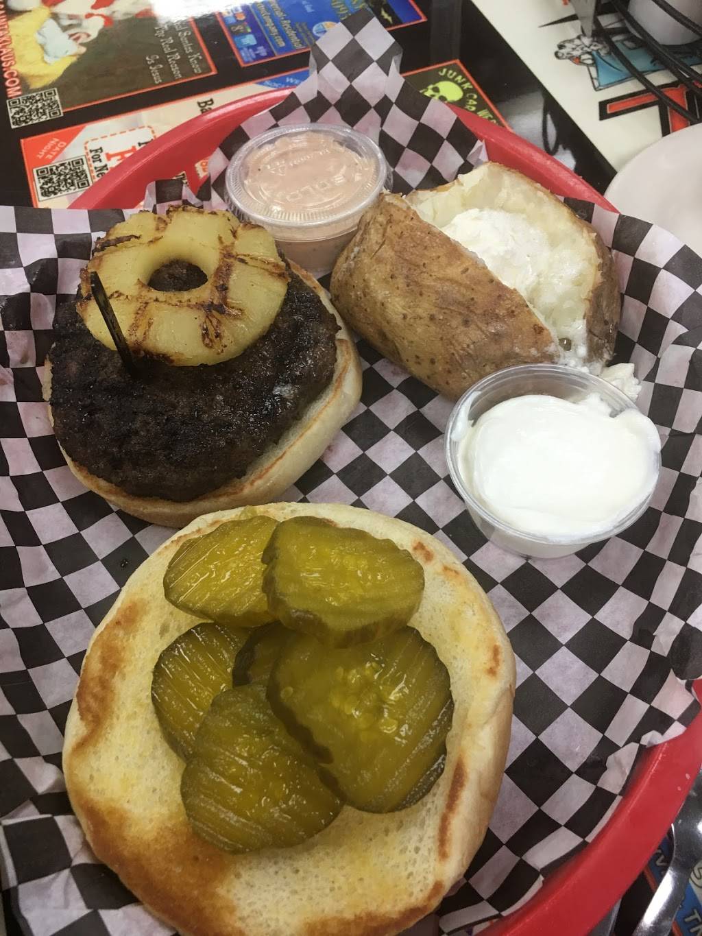 TCs Grill | restaurant | 2514 Old Niles Ferry Rd, Maryville, TN 37801, USA | 8659801905 OR +1 865-980-1905