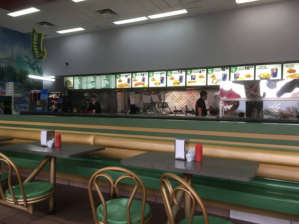 Restaurant La Pataterie | restaurant | 189 Rue Victoria, Salaberry-de-Valleyfield, QC J6T 1A7, Canada | 4503775193 OR +1 450-377-5193