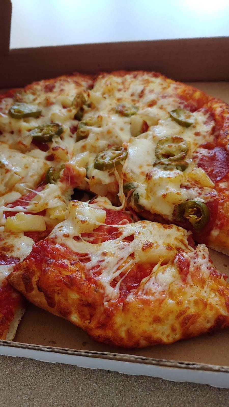 Red Apple Pizza | restaurant | 14799 Washington Ave, San Leandro, CA 94578, USA | 5103574500 OR +1 510-357-4500