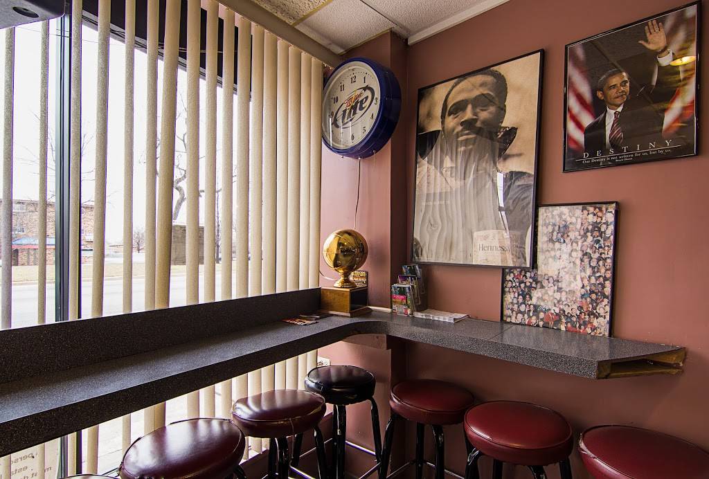 Family Den | restaurant | 8942 S Stony Island Ave, Chicago, IL 60617, USA | 7737348545 OR +1 773-734-8545