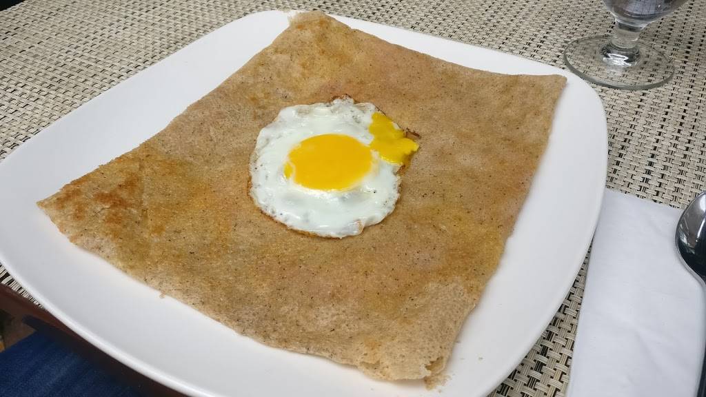 Ty Bec Crêpes & Cie | restaurant | 17 Rue du Sault-au-Matelot, Québec, QC G1K 3Y7, Canada | 5817422229 OR +1 581-742-2229