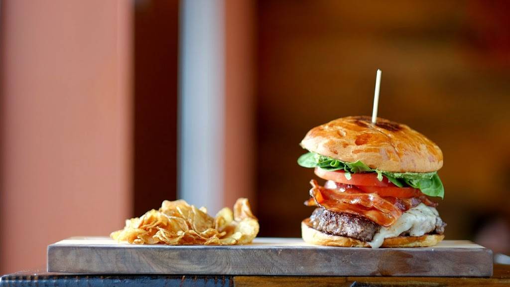 The Southern Growl | restaurant | 6 S Buncombe Rd, Greer, SC 29650, USA | 8646557444 OR +1 864-655-7444