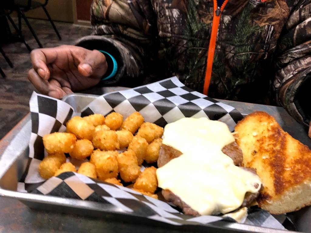 Grannys Dinner Bell | restaurant | 1224 N 6th St, Monmouth, IL 61462, USA | 3097342400 OR +1 309-734-2400