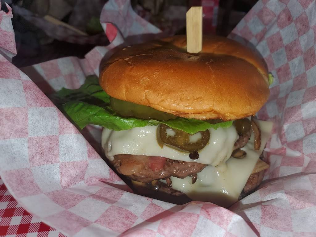 Bs Spot Grill | restaurant | 11717 WA-302, Gig Harbor, WA 98329, USA | 2533029861 OR +1 253-302-9861