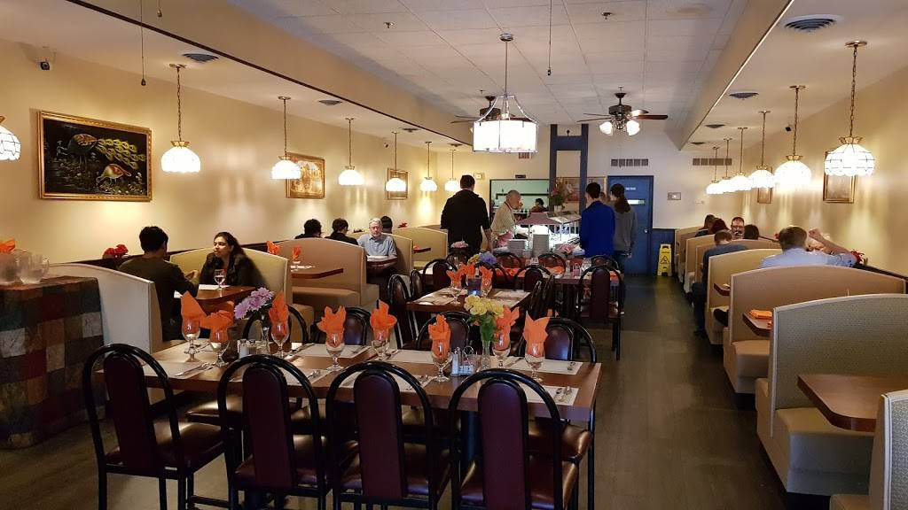 Indias House | restaurant | 1101 E Broadway, Columbia, MO 65201, USA | 5738172009 OR +1 573-817-2009