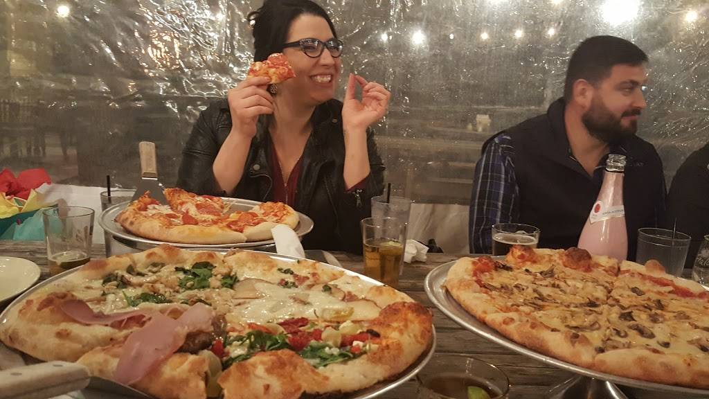 Fralos® | restaurant | 23651 West Interstate 10 Frontage Road, San Antonio, TX 78257, USA | 2106986616 OR +1 210-698-6616