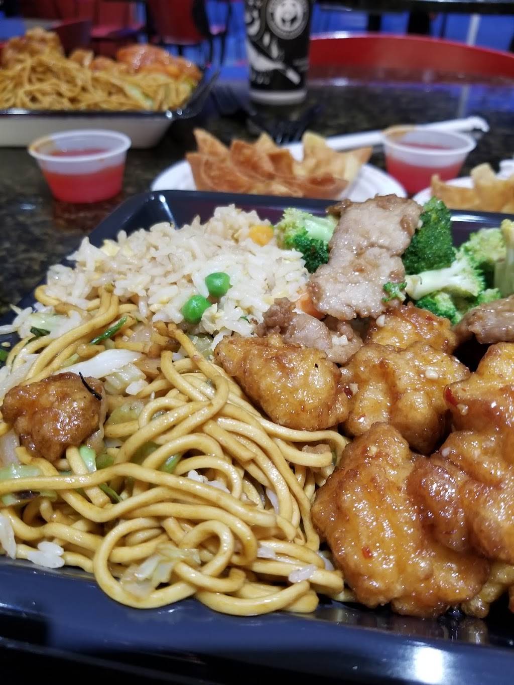 Panda Express | meal takeaway | 834 Northwest Loop 410, San Antonio, TX 78216, USA | 2103486379 OR +1 210-348-6379