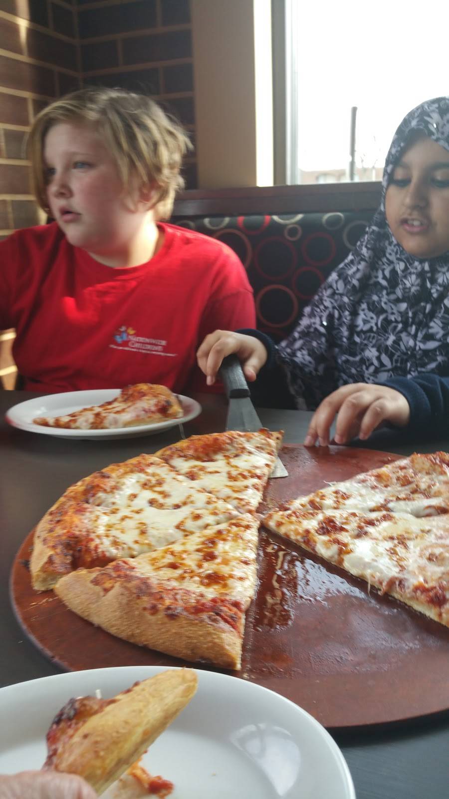 Pizza Hut | restaurant | 890 E Dublin Granville Rd, Columbus, OH 43229, USA | 6148857067 OR +1 614-885-7067