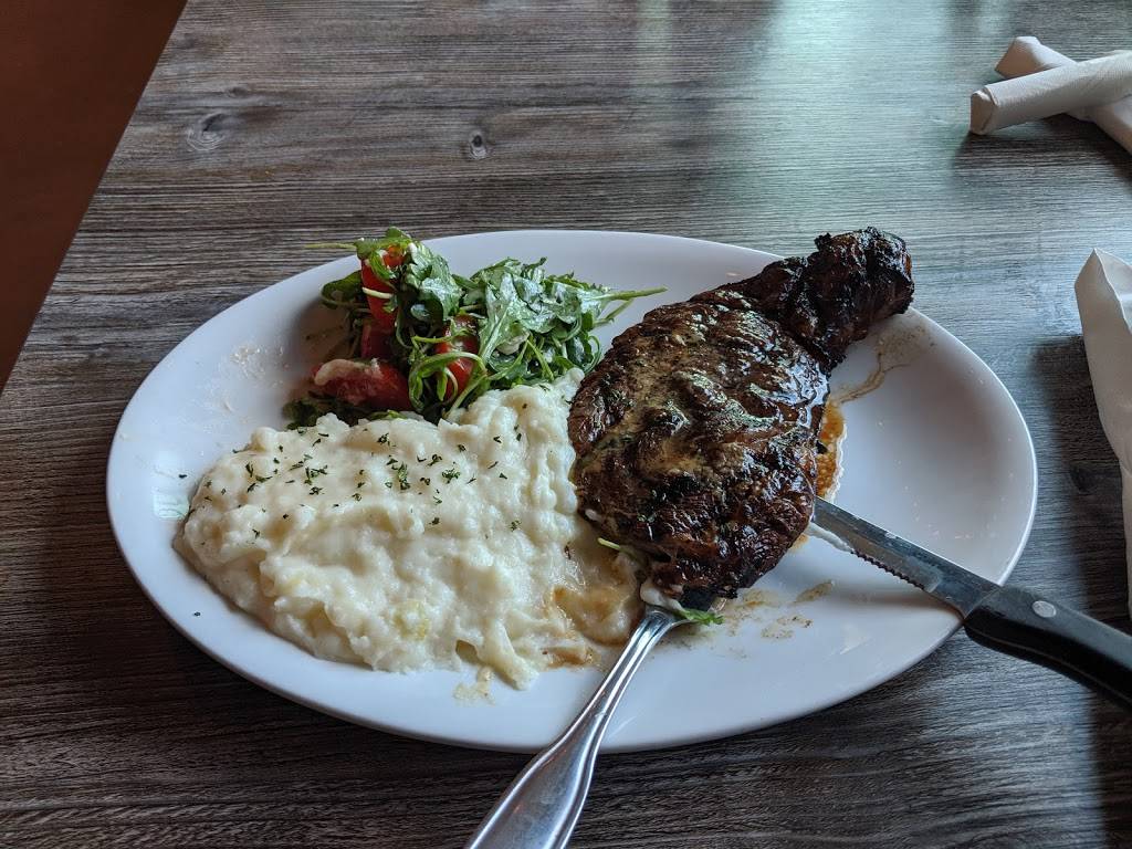 Glossy Heifer | restaurant | 46202 N Black Canyon Hwy, New River, AZ 85087, USA | 6234654854 OR +1 623-465-4854