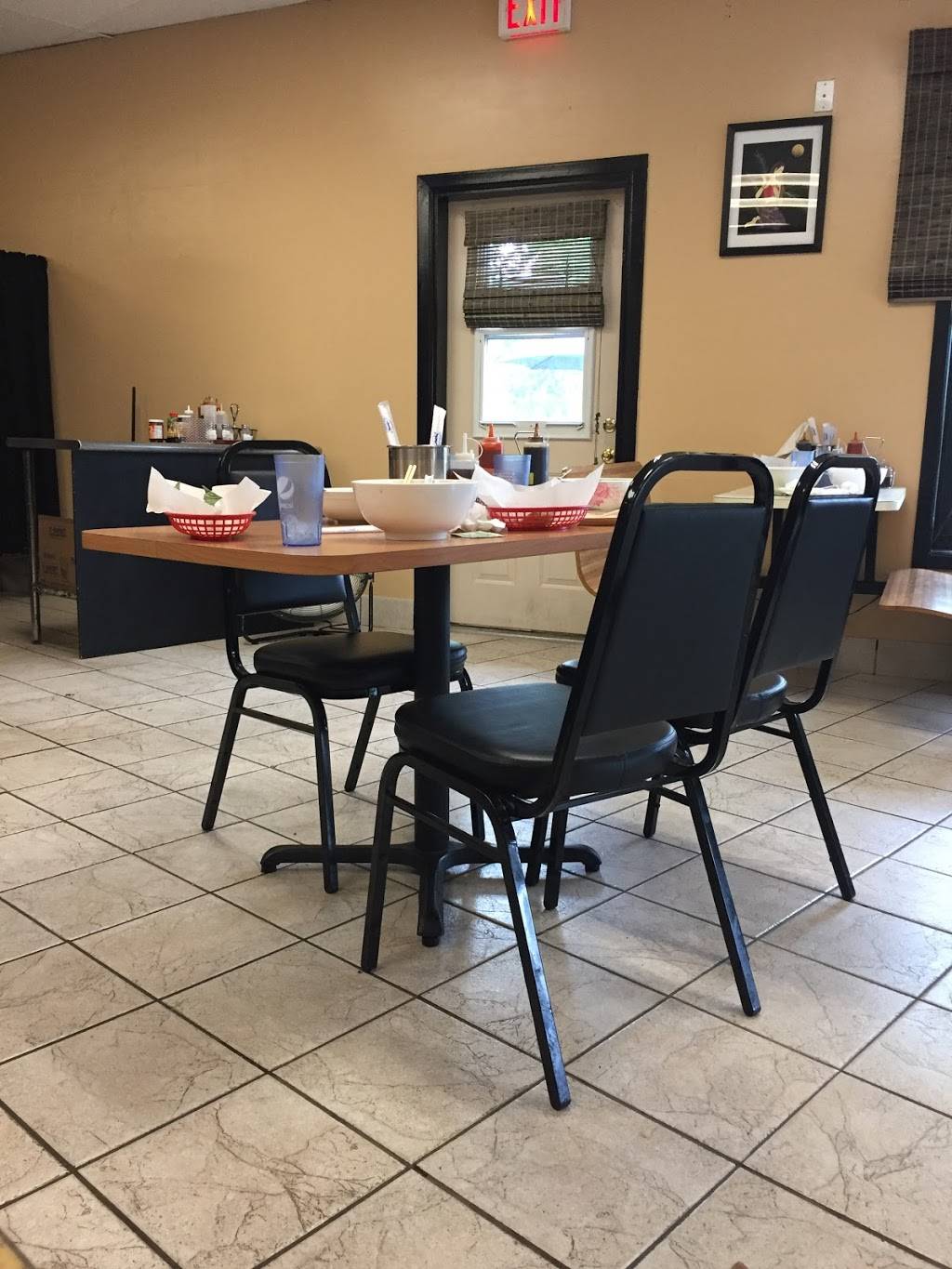 Mama Mais Noodles | restaurant | 2824 Stanley St, Stevens Point, WI 54481, USA | 7159979385 OR +1 715-997-9385