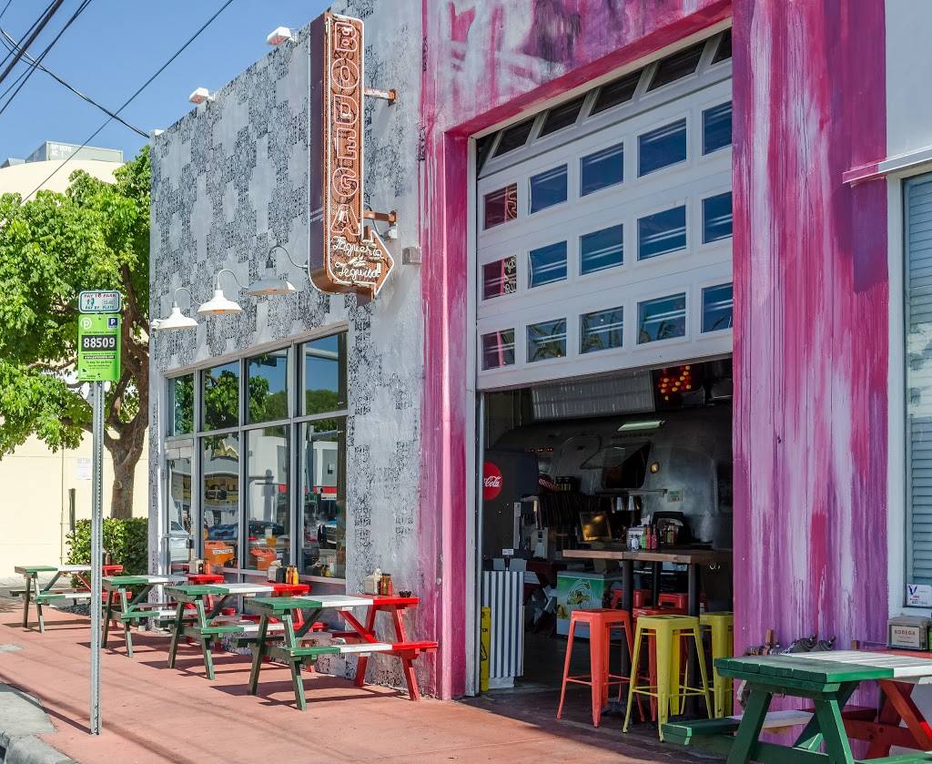 Bodega Taqueria y Tequila | restaurant | 1220 16th St, Miami Beach, FL 33139, USA | 3057042145 OR +1 305-704-2145