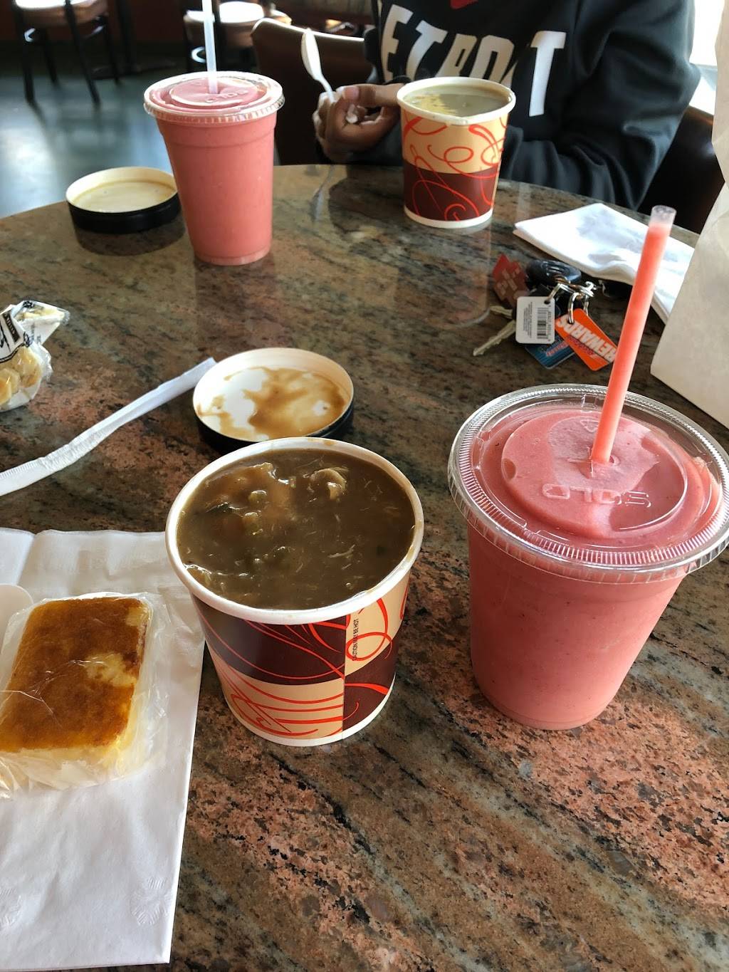 SoupDive | restaurant | 26051 W 12 Mile Rd, Southfield, MI 48034, USA | 2482296722 OR +1 248-229-6722