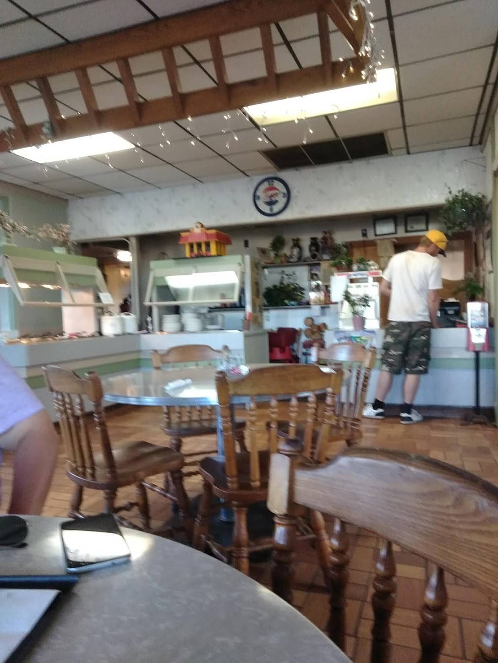 Kus Wokery | restaurant | 900 N Center Ave, Merrill, WI 54452, USA | 7155361148 OR +1 715-536-1148