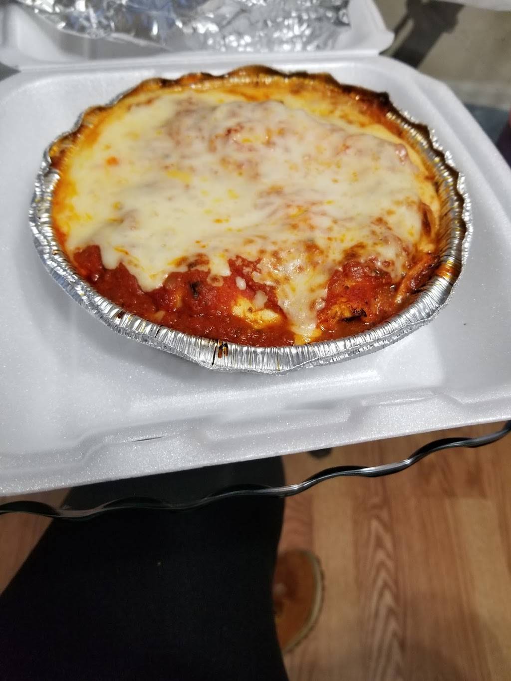 Captain Tonys Pizza | restaurant | 13208 Shaker Square, Cleveland, OH 44120, USA | 2165618669 OR +1 216-561-8669