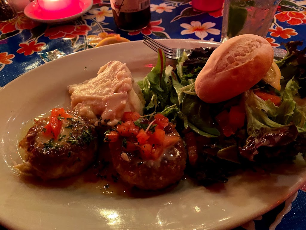 Louis Louis | restaurant | 35 Mussett Bayou Rd, Santa Rosa Beach, FL 32459, USA | 8502671500 OR +1 850-267-1500