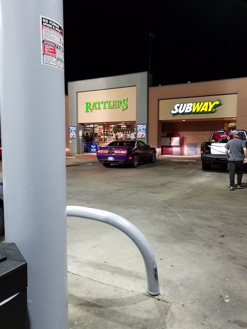 Shell | restaurant | 2050 Holleman Dr W, College Station, TX 77840, USA | 9796965301 OR +1 979-696-5301