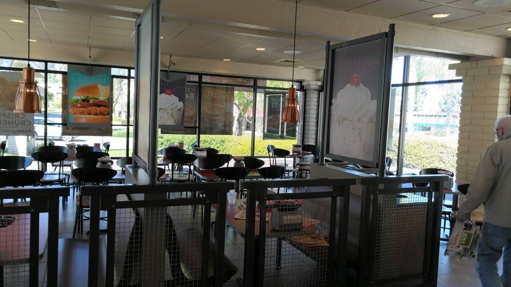 Jack in the Box | restaurant | 16725 Bernardo Center Dr, San Diego, CA 92128, USA | 8584855413 OR +1 858-485-5413