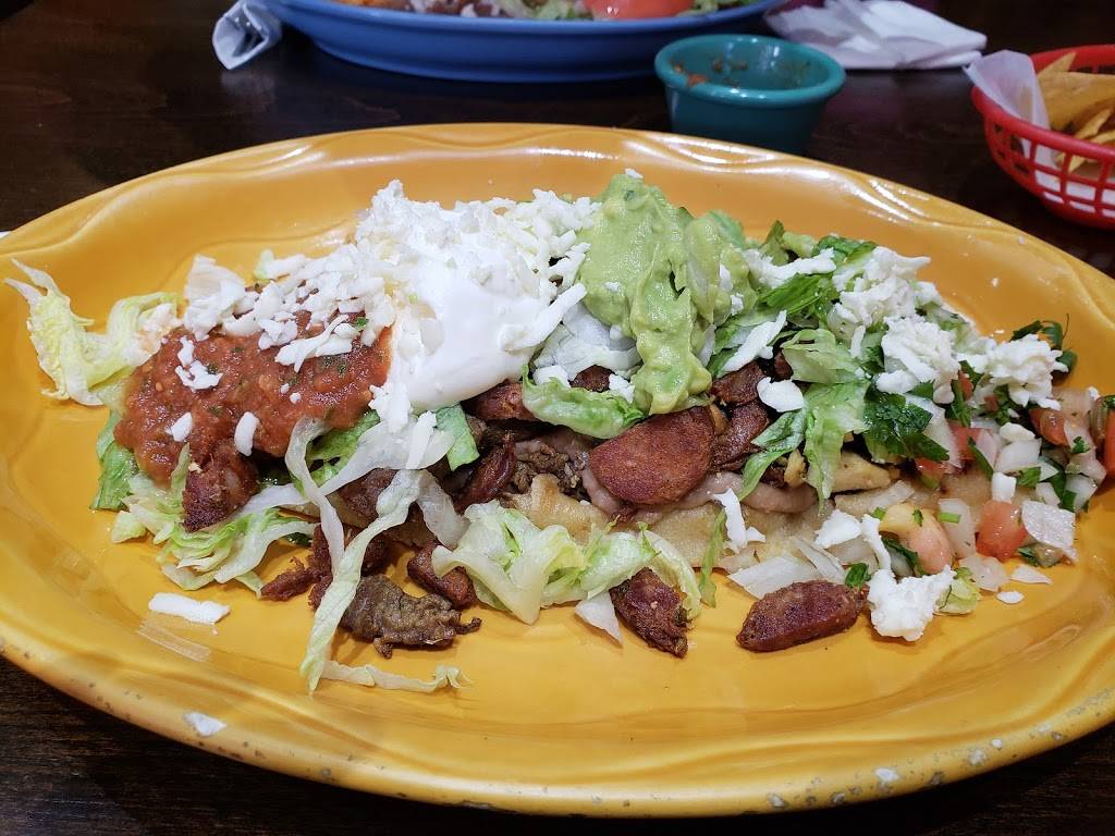 Mariachi Loco | restaurant | 394 Central Park Ave, White Plains, NY 10606, USA | 9142870001 OR +1 914-287-0001