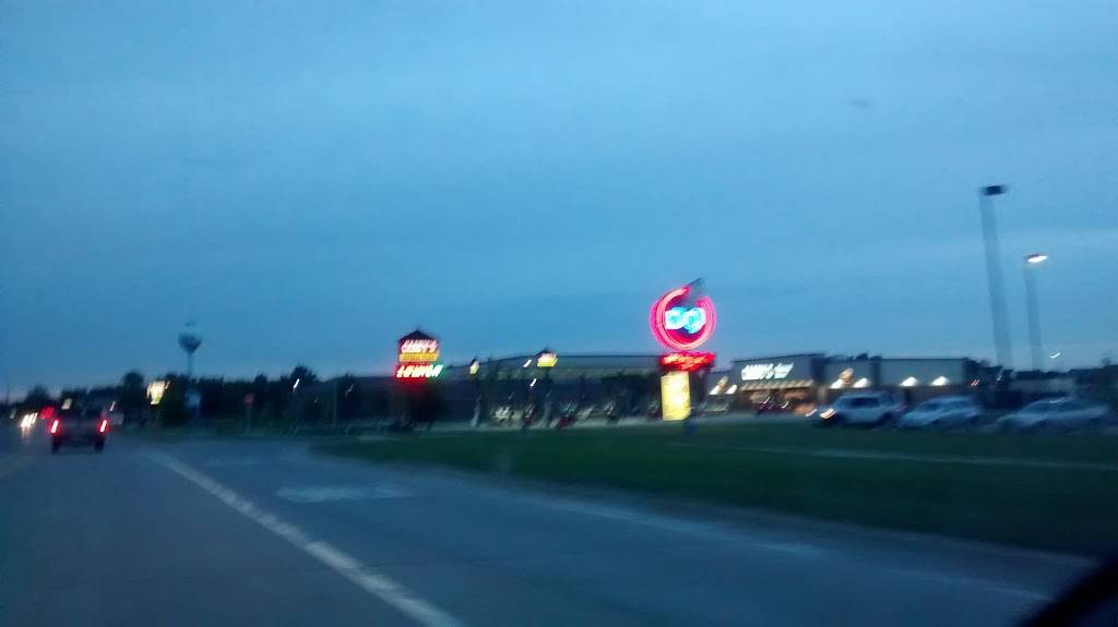 Caseys | restaurant | 1200 S Market St, Solon, IA 52333, USA | 3196442025 OR +1 319-644-2025