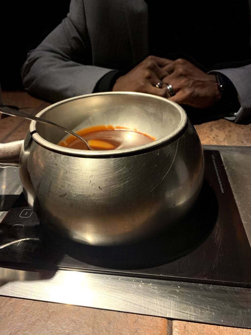 The Melting Pot | restaurant | 6100 Westheimer Rd #146, Houston, TX 77057, USA | 7135325011 OR +1 713-532-5011