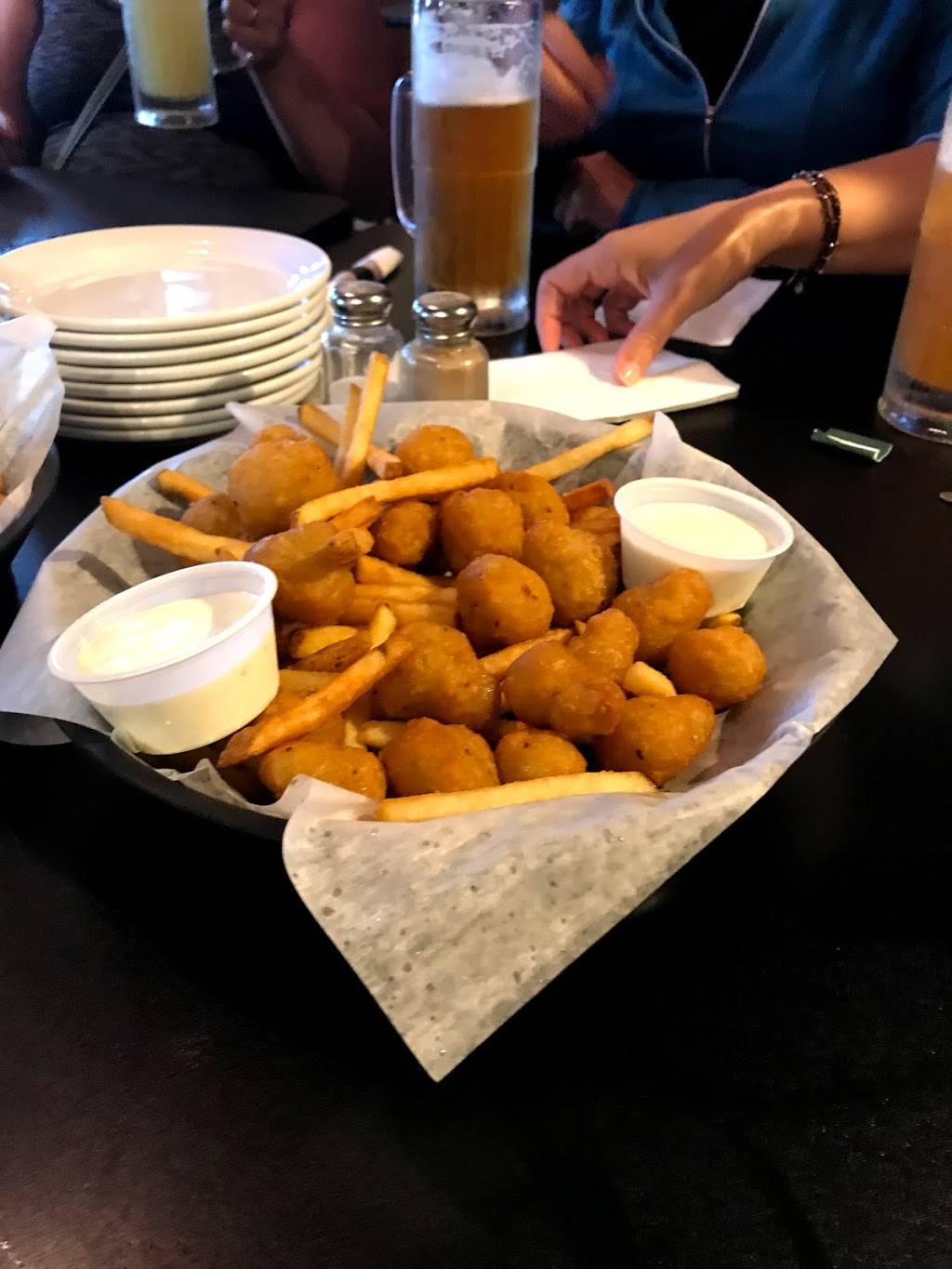 Kristis Pour House | restaurant | 211 E Main St, Hart, MI 49420, USA | 2318732378 OR +1 231-873-2378