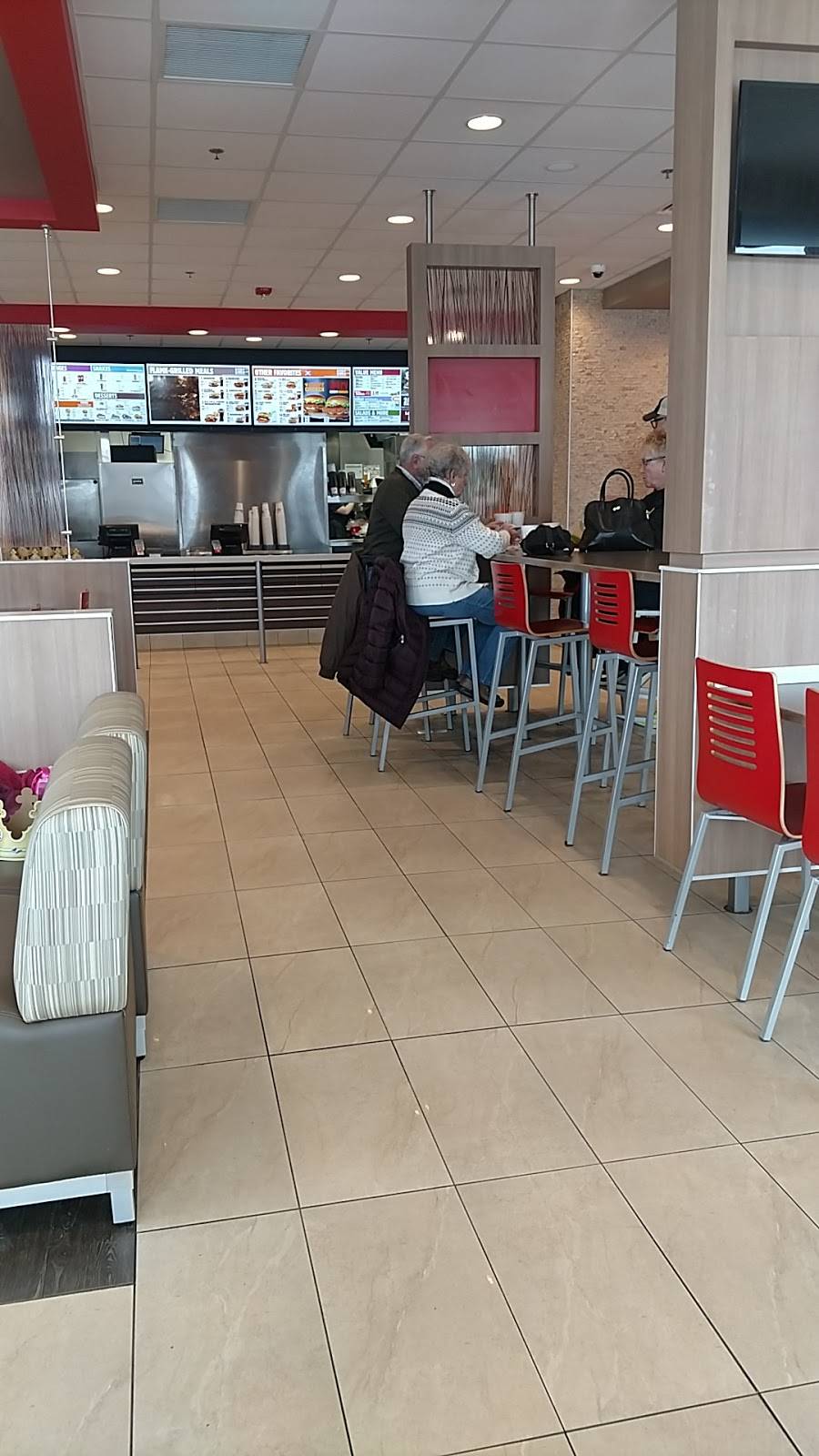 Burger King | restaurant | 1201 Blairs Ferry Rd Ne, Cedar Rapids, IA 52402, USA | 3192002992 OR +1 319-200-2992