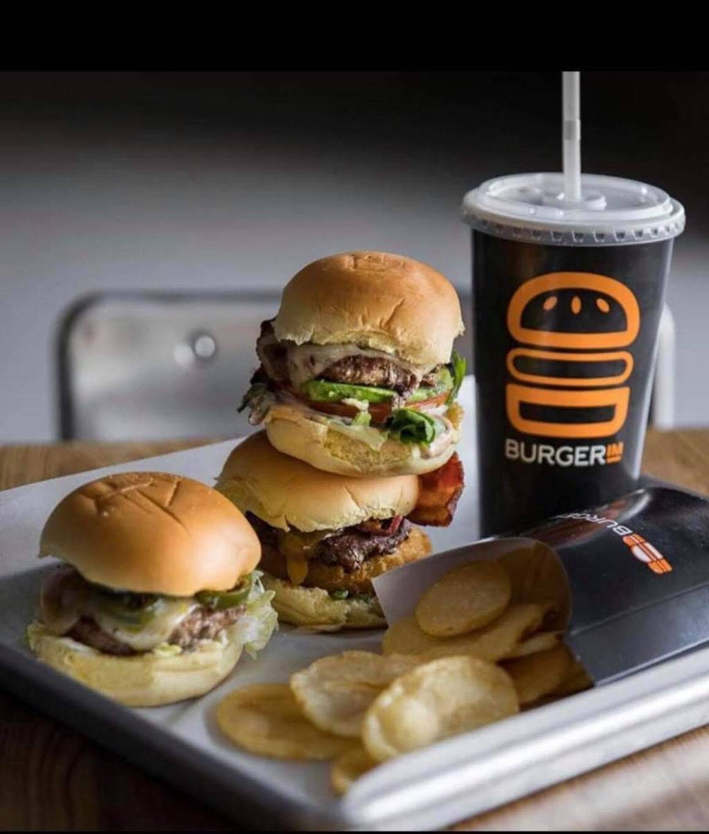 BurgerIm | restaurant | 22855 Brambleton Plaza, Brambleton, VA 20148, USA | 7033278505 OR +1 703-327-8505