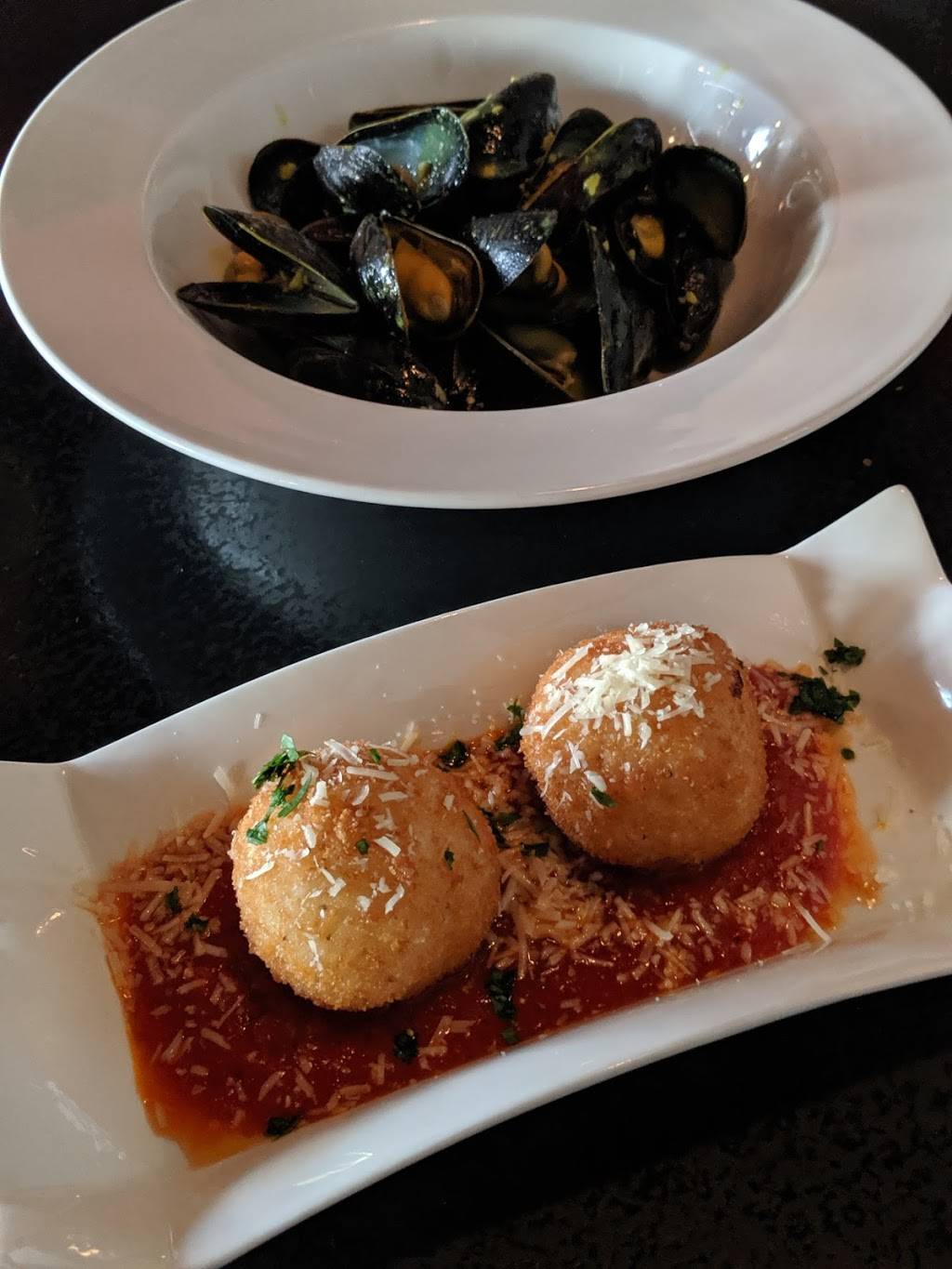 Veta Wine and Pasta Bar | restaurant | 745 Fanshawe Park Rd W, London, ON N6G 5B4, Canada | 5194741111 OR +1 519-474-1111