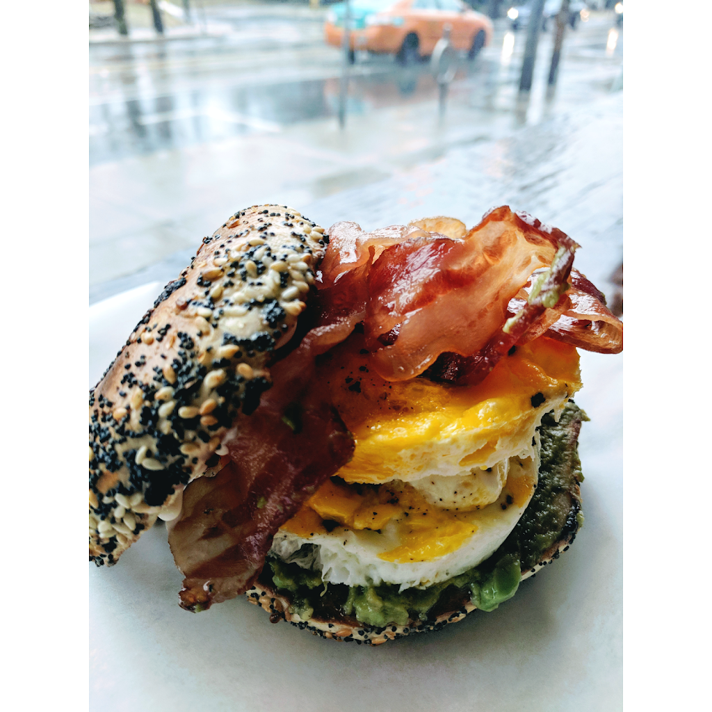 Cafe Naturalis | restaurant | 2198 Queen St E, Toronto, ON M4E 1E7, Canada | 4165515255 OR +1 416-551-5255