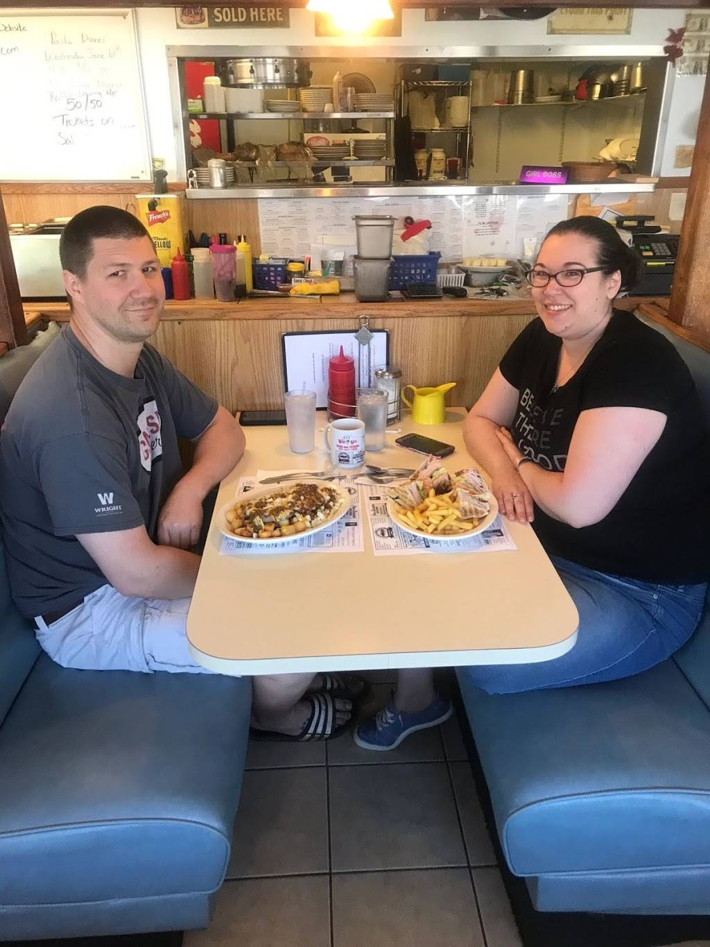 Wise Guys Diner | restaurant | 2811 Dewey Ave, Rochester, NY 14616, USA | 5856631800 OR +1 585-663-1800