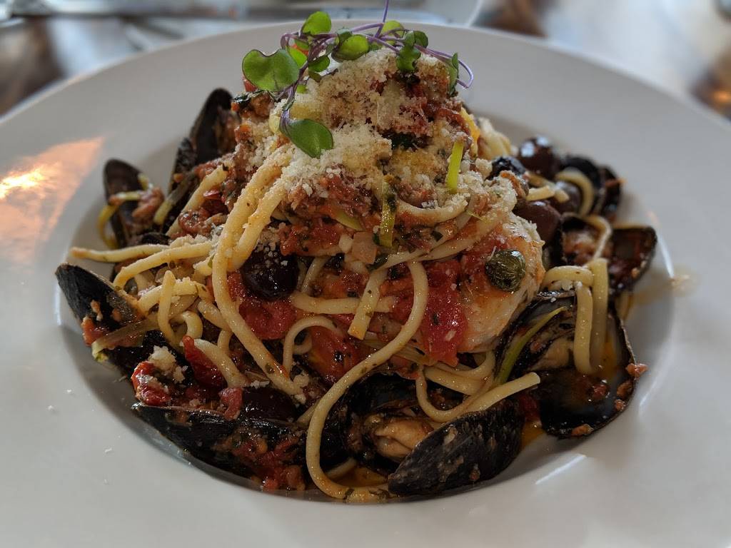 A Taste Of Freedom | restaurant | 24 Mill St W, Tottenham, ON L0G 1W0, Canada | 9059366532 OR +1 905-936-6532