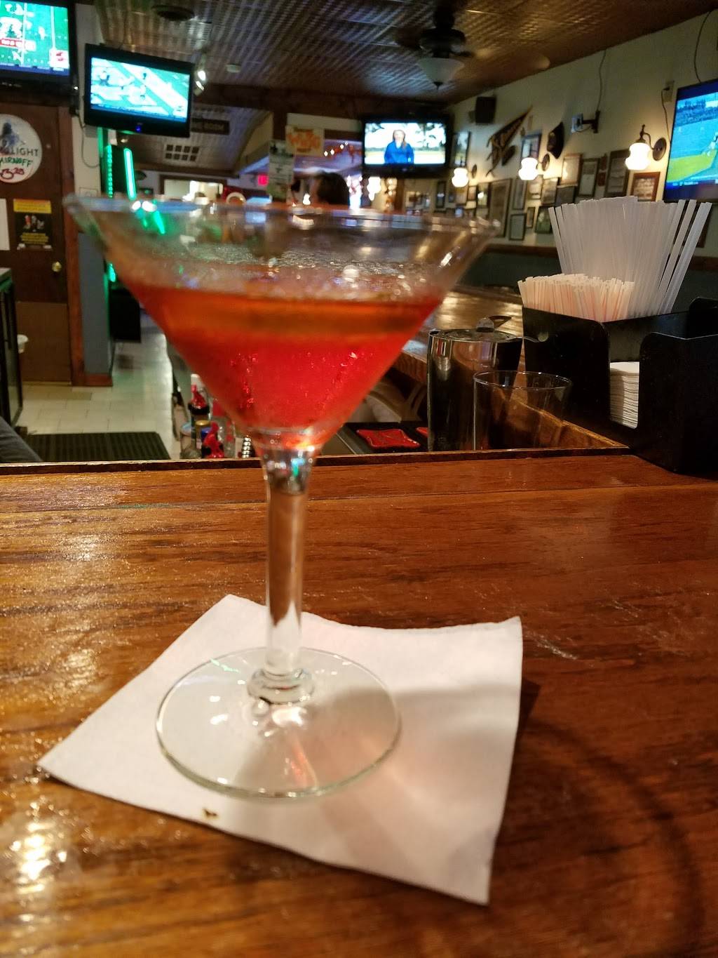 Schicks Cafe Calcutta | restaurant | 50 Mauch Chunk St, Tamaqua, PA 18252, USA | 5706683080 OR +1 570-668-3080