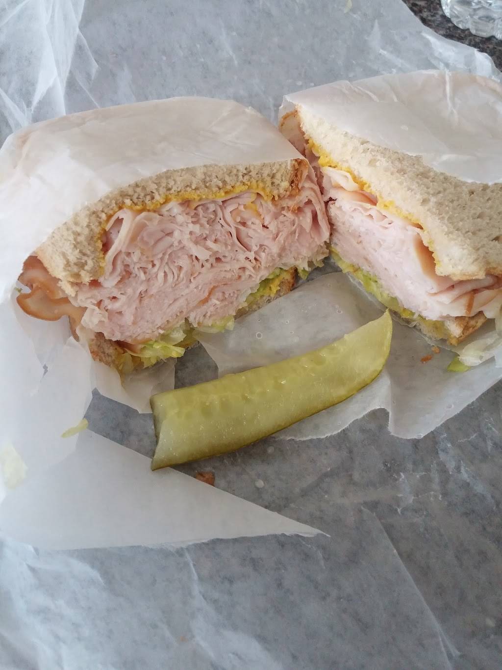 Gabe and Izzys - Sandwich Brothers | restaurant | 173 Sandwich St S, Amherstburg, ON N9V 1E9, Canada | 5197139300 OR +1 519-713-9300