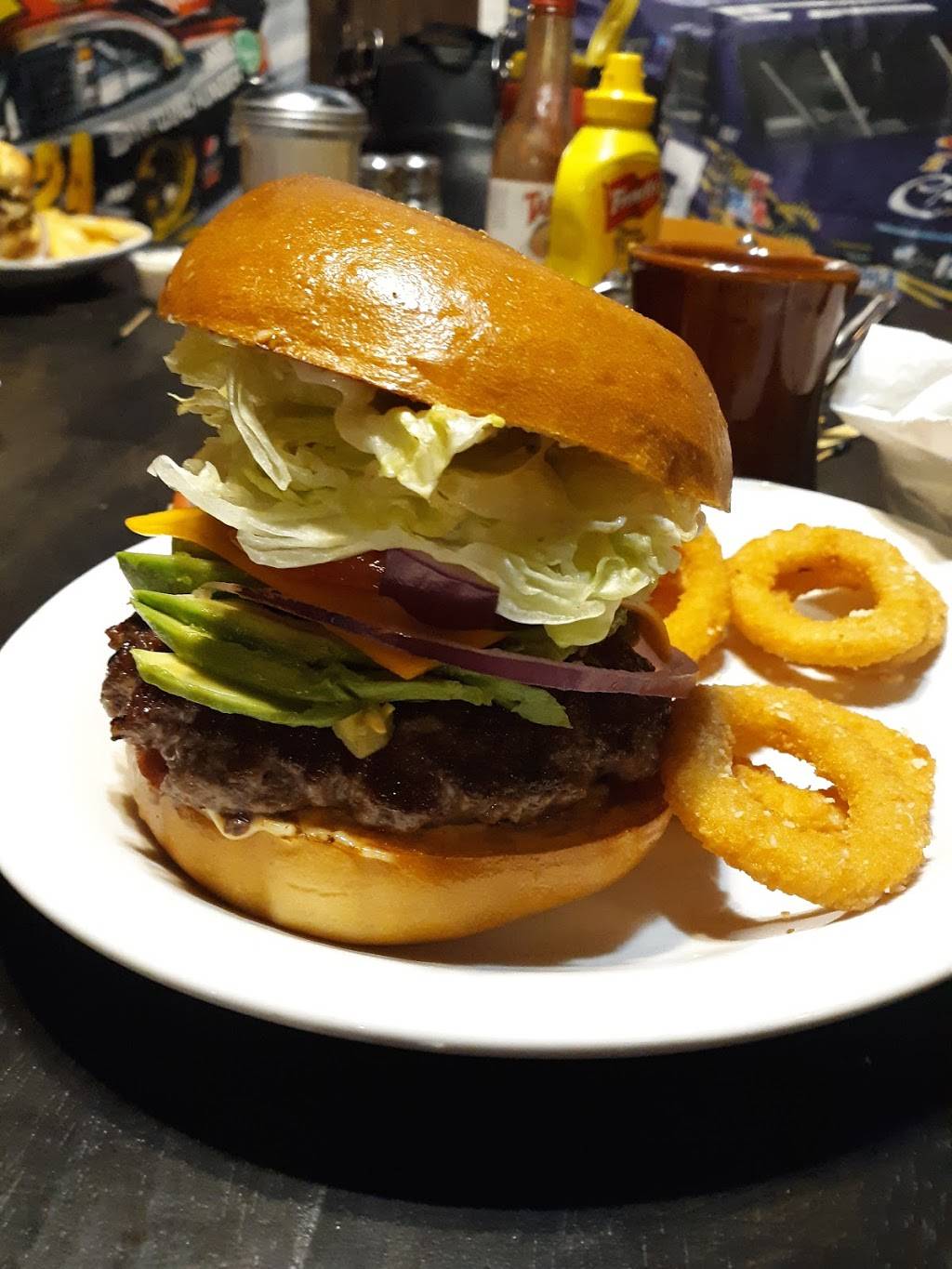 The Rivers Edge Bar & Grill | restaurant | 15476 CA-160, Isleton, CA 95641, USA | 9167777778 OR +1 916-777-7778