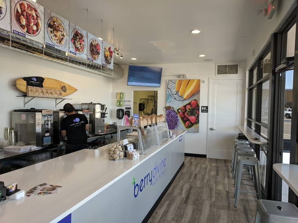 Berry Divine Acai Bowls | cafe | 2816 N 16th St ste a, Phoenix, AZ 85006, USA | 6022186372 OR +1 602-218-6372