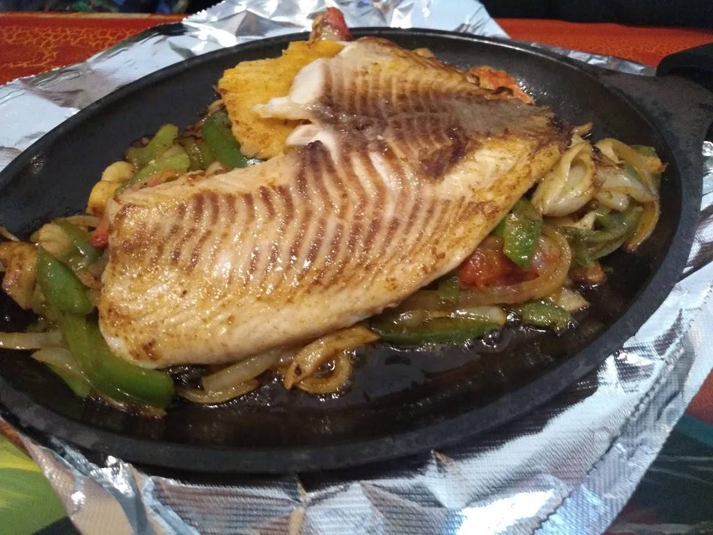 El Patron Mexican Restaurant | restaurant | 629 Chestnut Commons Dr, Elyria, OH 44035, USA | 4403654875 OR +1 440-365-4875