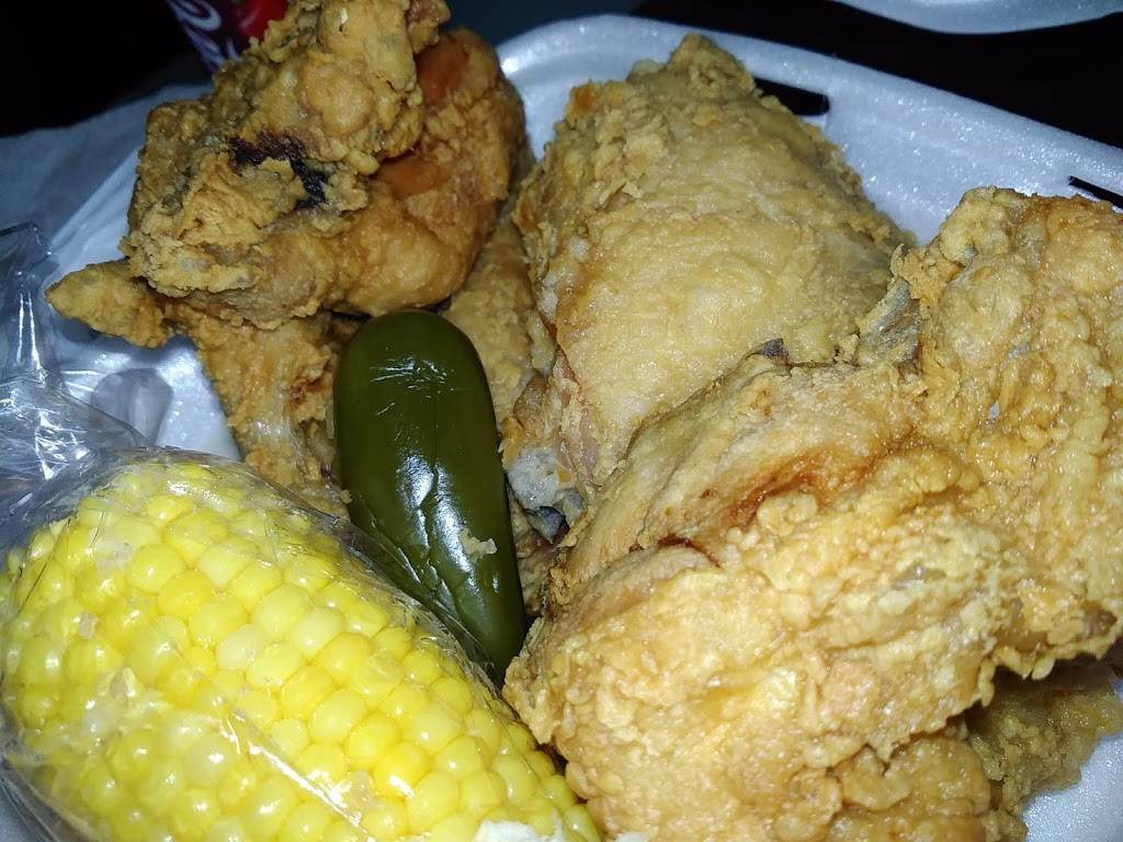 Lisas Chicken | restaurant | 1601 W Division St, Arlington, TX 76012, USA | 8172998901 OR +1 817-299-8901