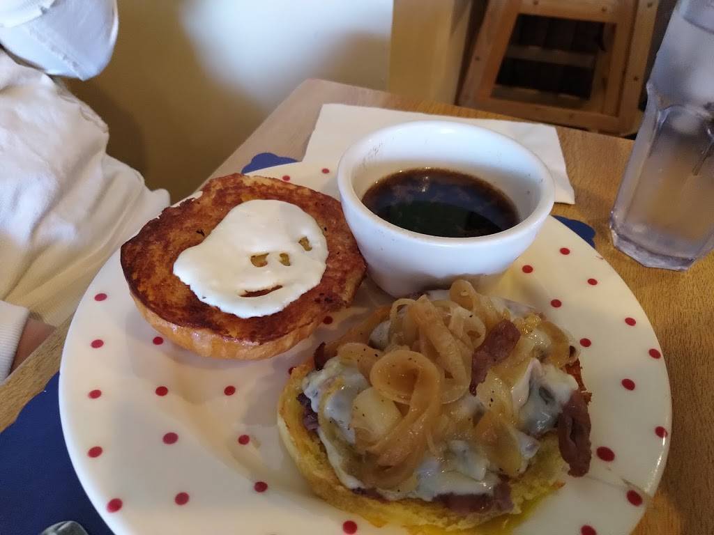 Nook and Kranny Kafe | cafe | 847 Valley Forge Rd, Phoenixville, PA 19460, USA | 6109335393 OR +1 610-933-5393