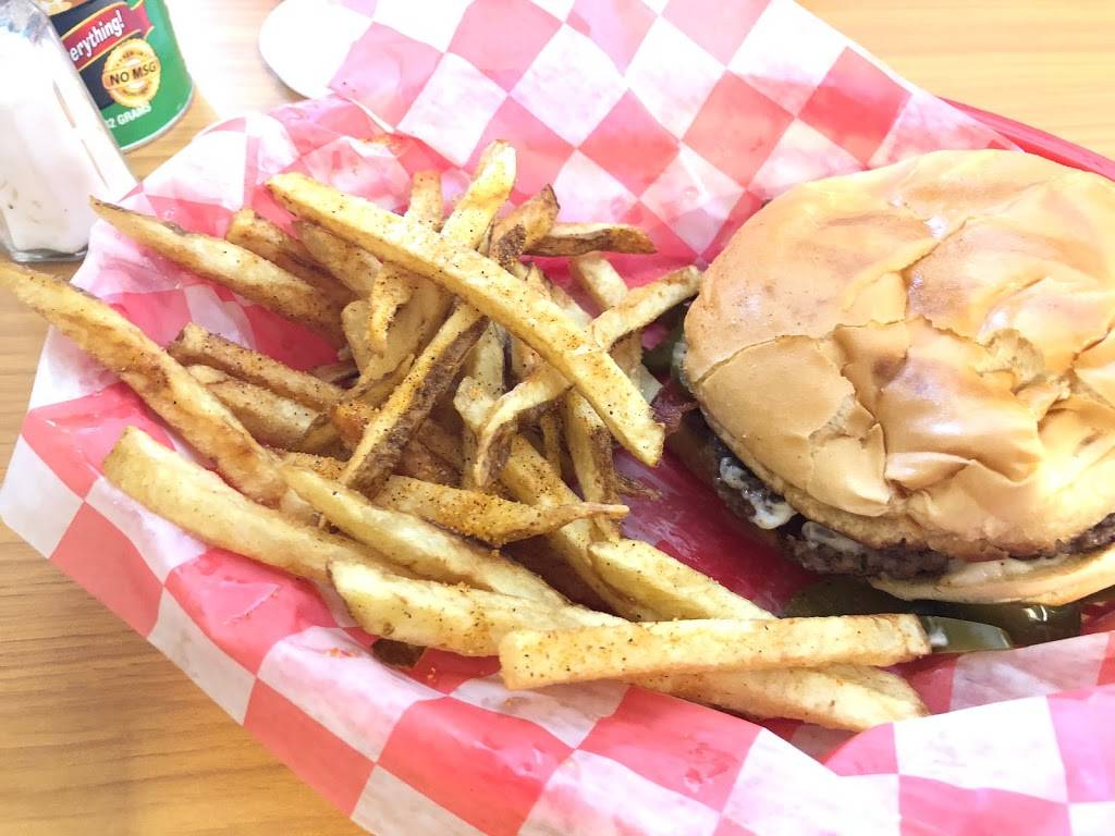 Maries Old Fashion Hamburgers | restaurant | 15229 TX-124, Beaumont, TX 77705, USA | 4097948009 OR +1 409-794-8009